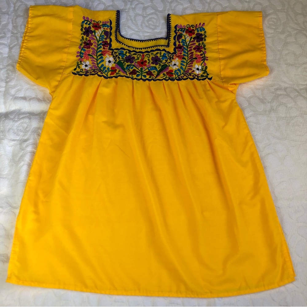 Women 100% Cotton Mexican Inspired Traditional Floral Embroidered Blouse top M